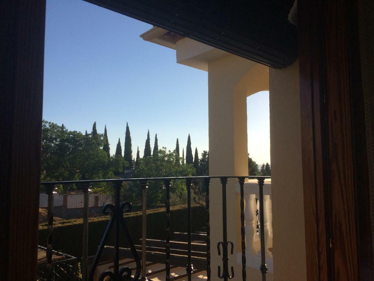 Апартаменты Bonita Casa En Barrio De Monachil Гранада Экстерьер фото